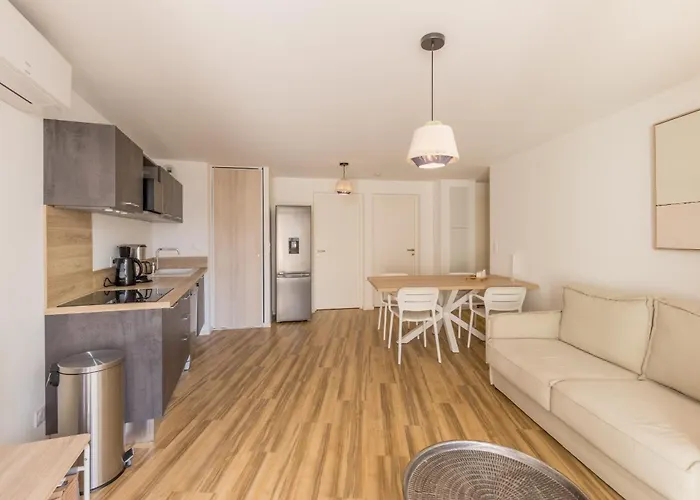 My Residences - A106
